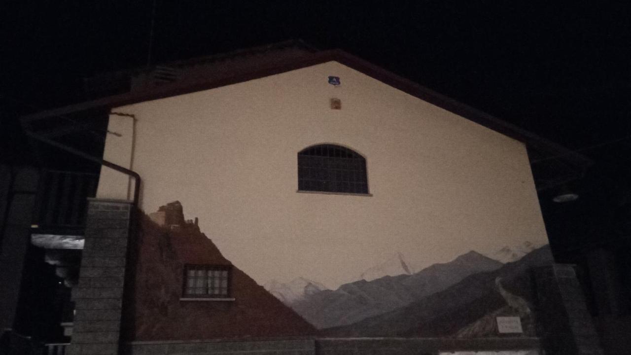 Вілла Casa Del Rustico, Indipendente Vista Sacra Con Dipinto Caprie Екстер'єр фото