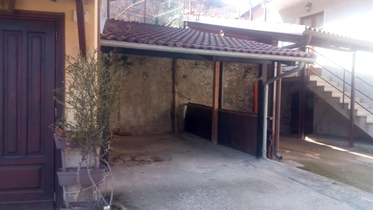 Вілла Casa Del Rustico, Indipendente Vista Sacra Con Dipinto Caprie Екстер'єр фото